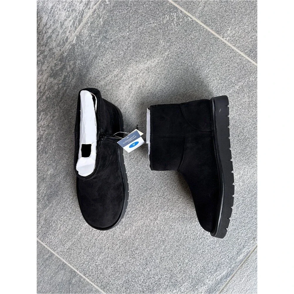 NWT Universal Thread “May” Black Faux Suede Ankle Boots Women’s 7 Memory Foam